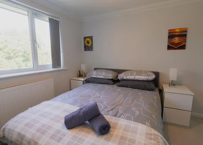 Central And Peaceful Two Bedroom Flat In Town